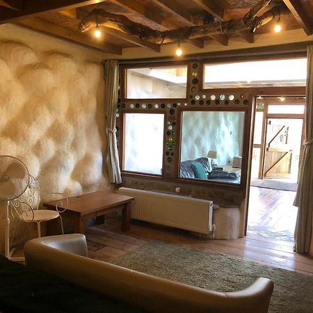 Rabbits 1Or 2 Bedroom Hobbit Style Hillset Earthen Dartmoor Eco Home 사우스브렌트 외부 사진